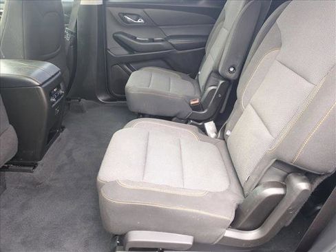 Used 2021 Chevrolet Traverse LT w/ LPO, Roadside Safety Package AWD/4WD image 18