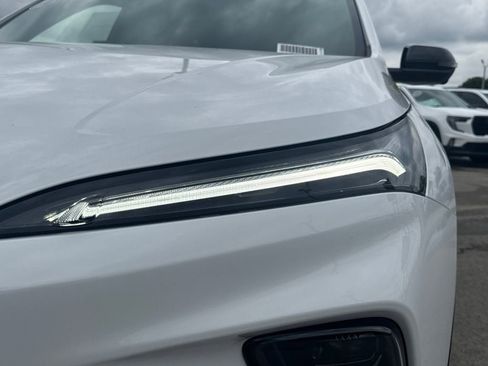 New 2026 Buick Enclave Sport Touring w/ Power Package image 9