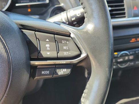 Used 2018 MAZDA MAZDA3 Grand Touring w/ Premium Equipment Package FWD image 20