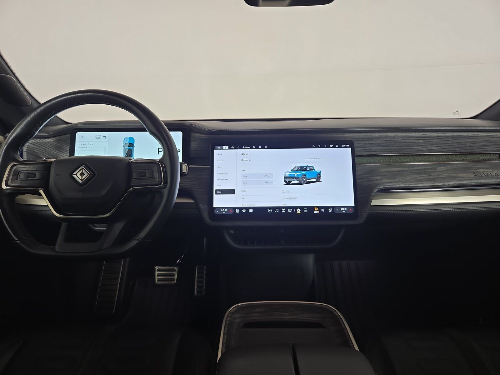 Used 2022 Rivian R1T Launch Edition AWD/4WD image 25
