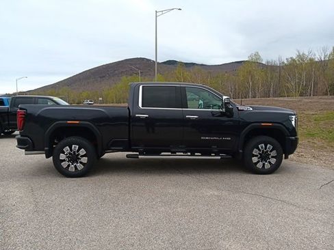 New 2026 GMC Sierra 3500 Denali w/ Denali Reserve Package AWD/4WD image 27