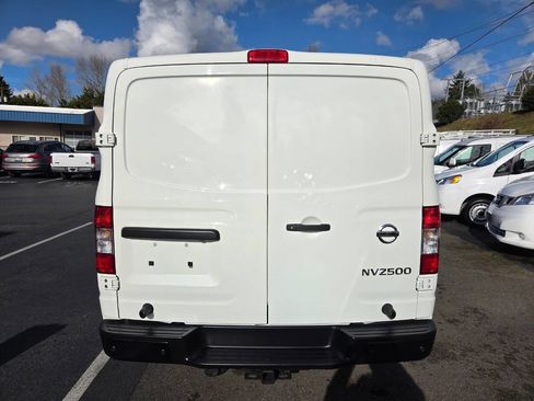 Used 2020 Nissan NV 2500 SV w/ Navigation Package image 6
