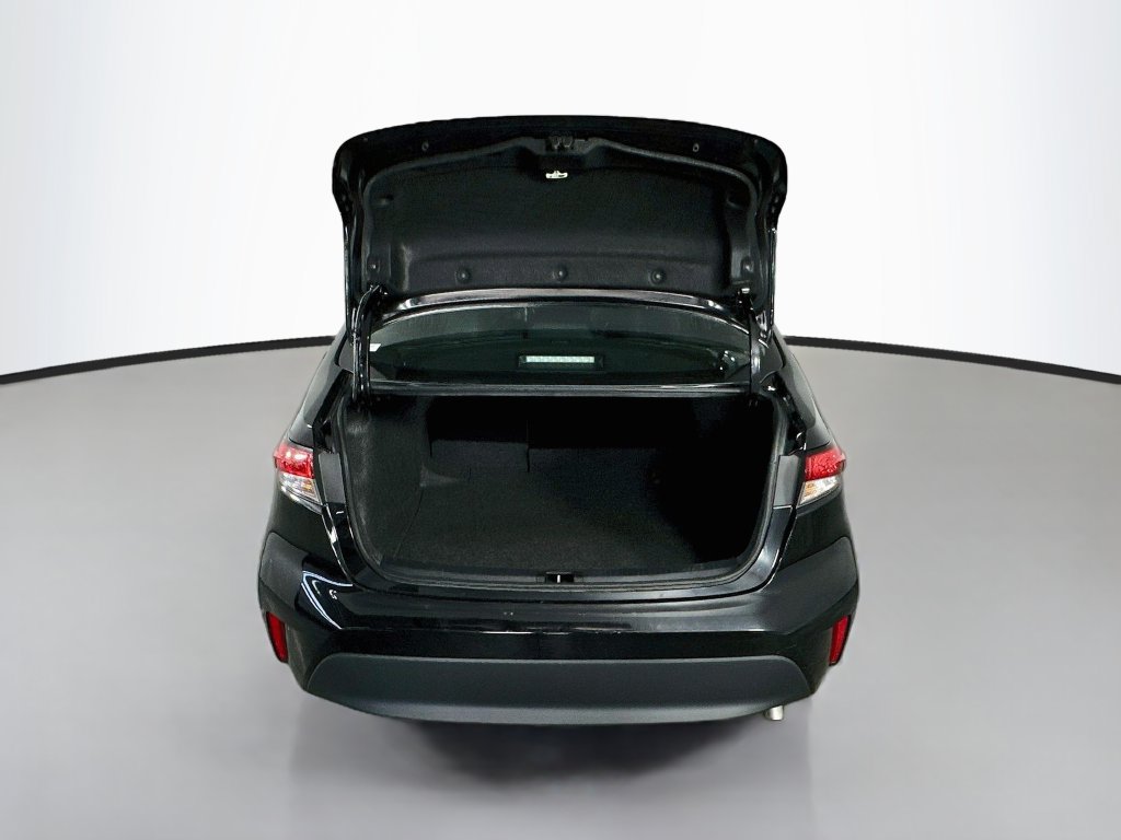 Used 2025 Toyota Corolla LE FWD image 28