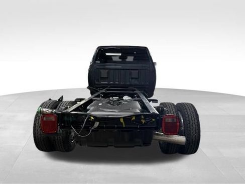 New 2026 RAM 5500 Tradesman AWD/4WD image 7