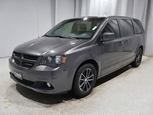 Used 2017 Dodge Grand Caravan GT image 6