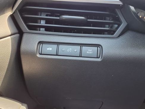 Used 2025 Nissan Altima 2.5 SV image 26