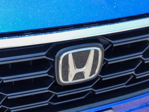 Used 2024 Honda CR-V LX image 4