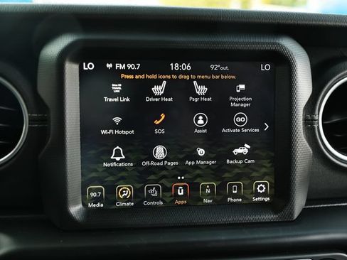 Used 2022 Jeep Wrangler Unlimited Sahara w/ Cold Weather Group AWD/4WD image 37