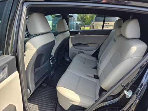 Used 2021 Kia Sportage S FWD image 36
