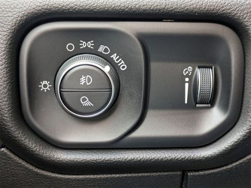 Used 2023 RAM 1500 Big Horn image 23