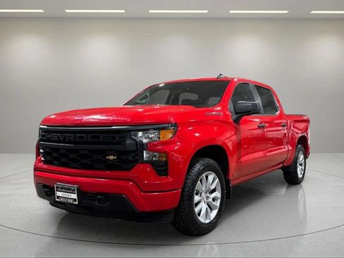 Used 2022 Chevrolet Silverado 1500 Custom AWD/4WD image 14