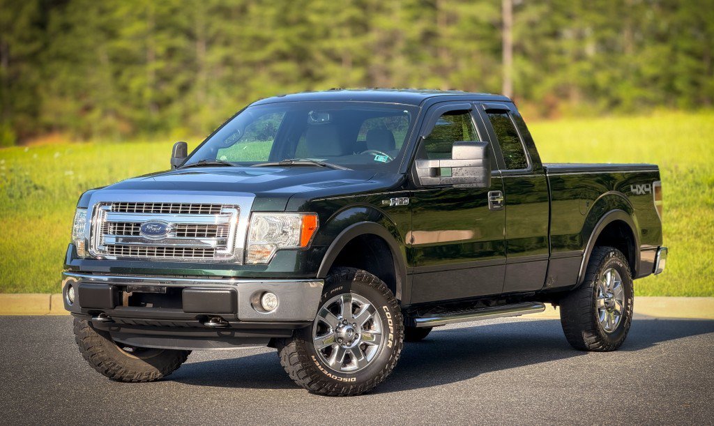 Used 2014 Ford F150 XLT w/ Equipment Group 302A Luxury AWD/4WD image 1