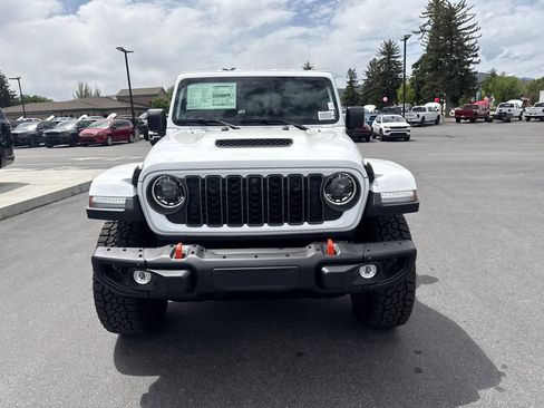 New 2026 Jeep Gladiator Mojave AWD/4WD image 2