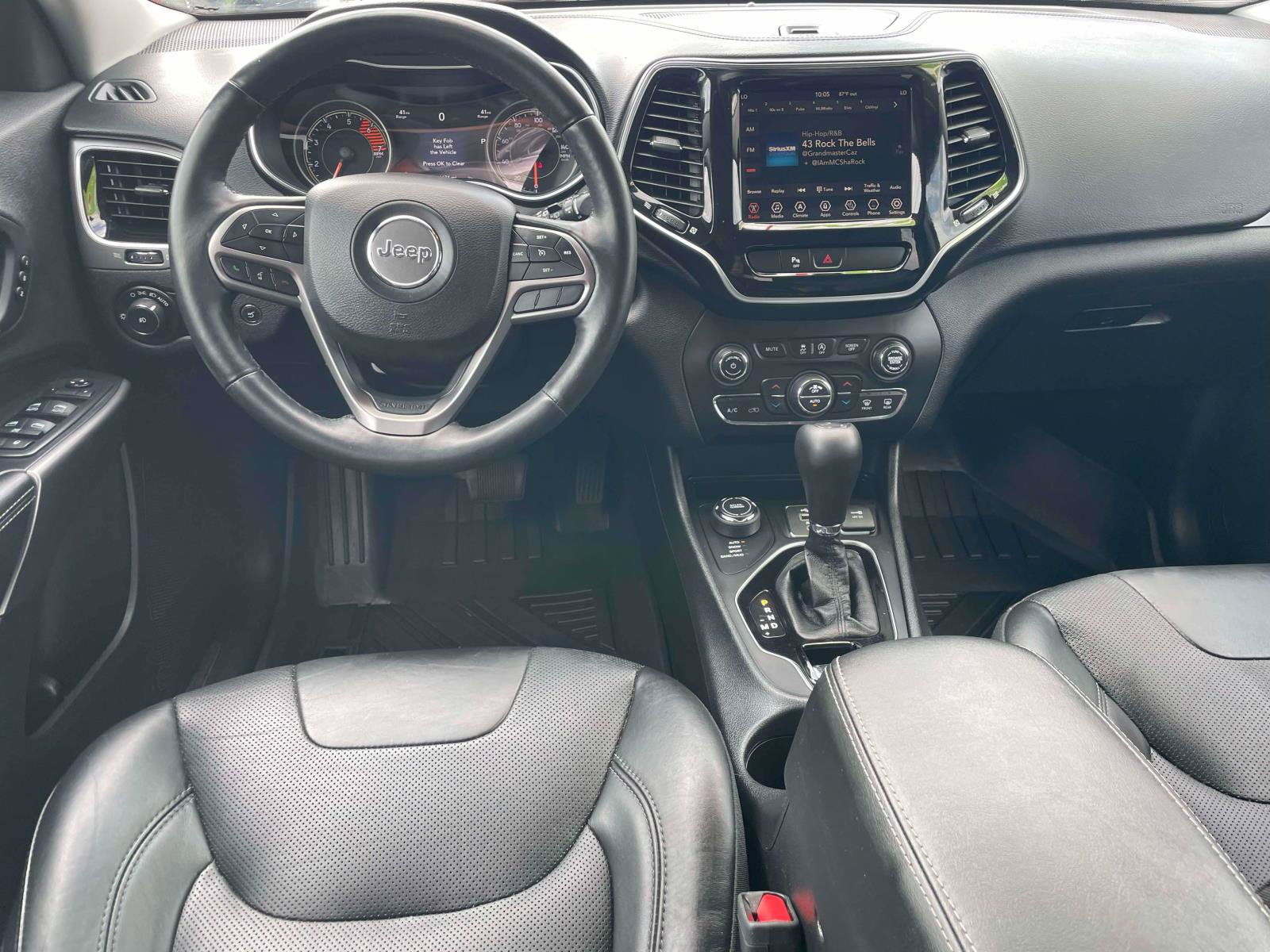 Used 2019 Jeep Cherokee Limited AWD/4WD image 16