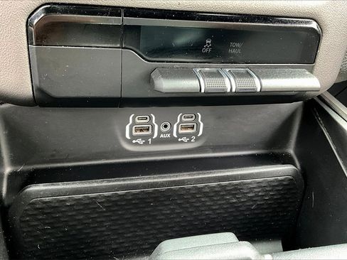 Used 2020 RAM 1500 Sport image 17