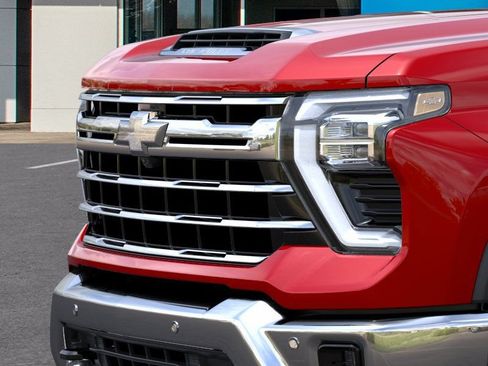 New 2026 Chevrolet Silverado 2500 LTZ w/ LTZ Convenience Package AWD/4WD image 17