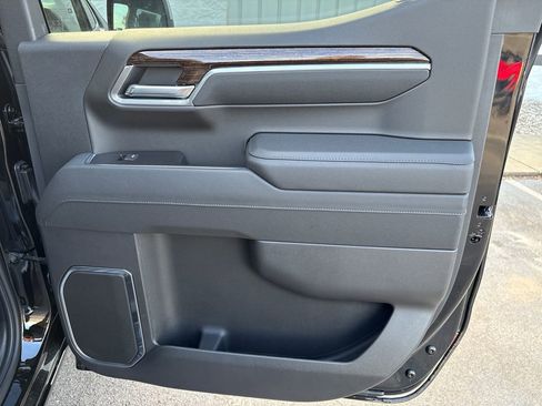 New 2026 GMC Sierra 1500 SLE image 39