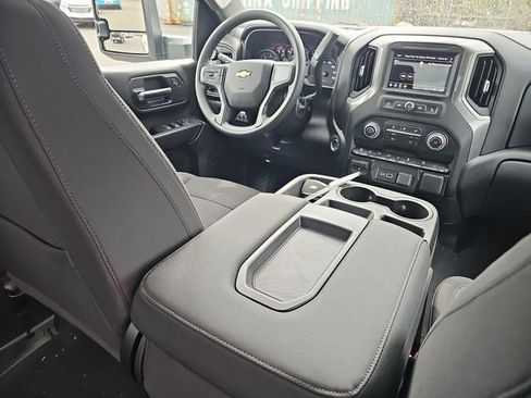 New 2026 Chevrolet Silverado 2500 Custom w/ Custom Value Package AWD/4WD image 20