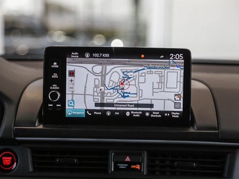 Certified 2025 Honda Pilot Touring image 17