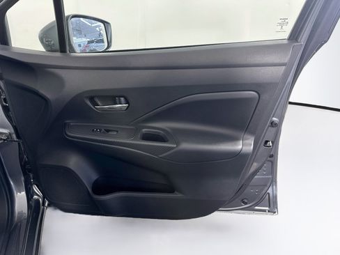 Used 2024 Nissan Versa SV FWD image 30