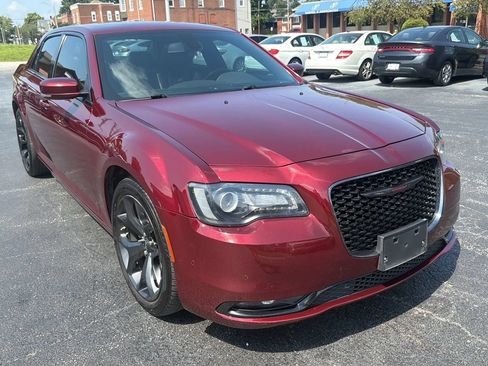 Used 2022 Chrysler 300 S RWD image 3