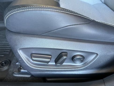 Used 2025 Toyota Corolla XSE FWD image 12