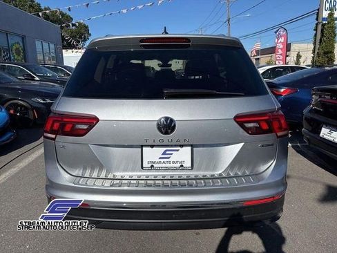 Used 2023 Volkswagen Tiguan SE image 10