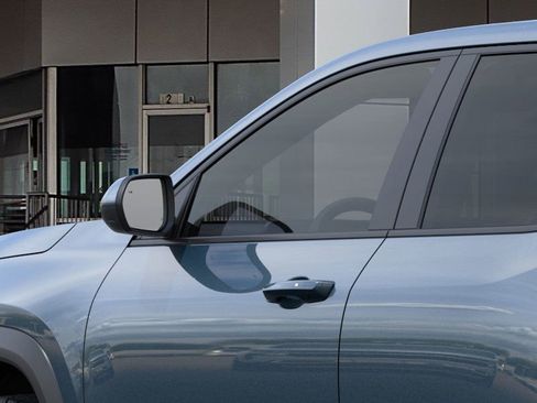 New 2026 Chevrolet Equinox LT image 12