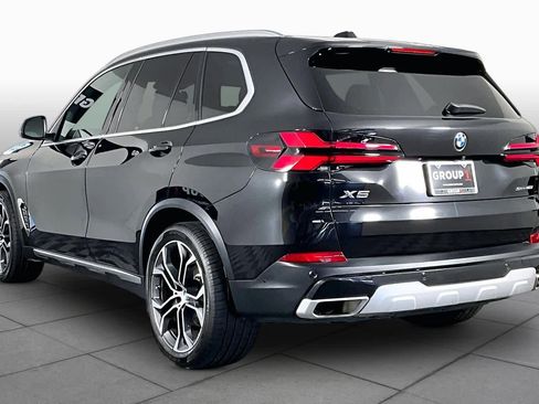 Used 2024 BMW X5 sDrive40i w/ Premium Package RWD image 12