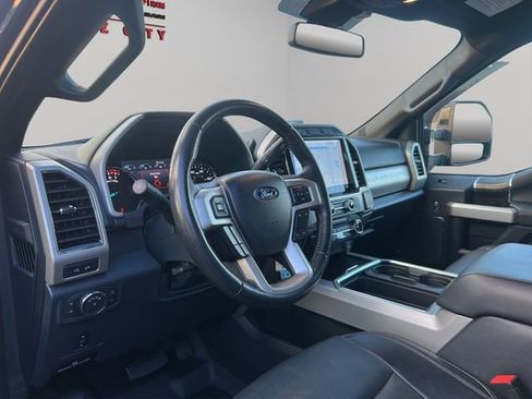 Used 2022 Ford F250 Lariat image 27
