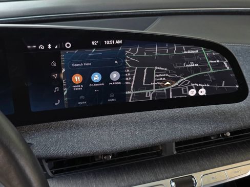 Used 2024 Lucid Air Touring AWD/4WD image 21
