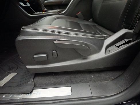 Used 2019 GMC Canyon Denali image 28