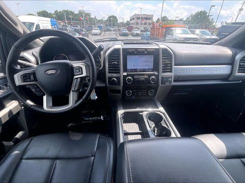 Used 2020 Ford F250 Lariat w/ Lariat Value Package AWD/4WD image 14