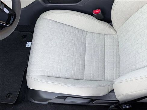 New 2026 Honda HR-V LX image 4