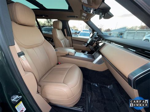 Used 2025 Land Rover Range Rover Long Wheelbase SE image 24