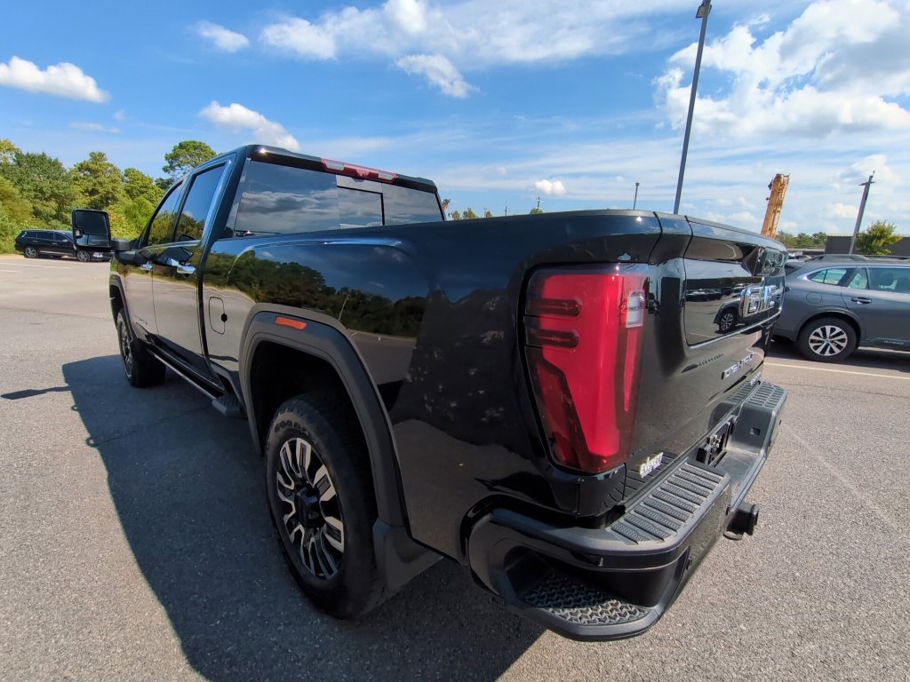 Used 2024 GMC Sierra 2500 Denali Ultimate AWD/4WD image 6