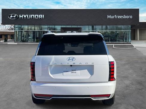 New 2026 Hyundai Palisade Calligraphy FWD image 6