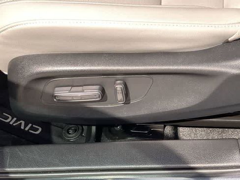 Certified 2025 Honda Civic Sport Touring image 31