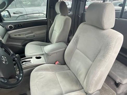 Used 2005 Toyota Tacoma 2WD Access Cab image 11