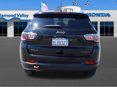 Used 2024 Jeep Compass Trailhawk AWD/4WD image 5