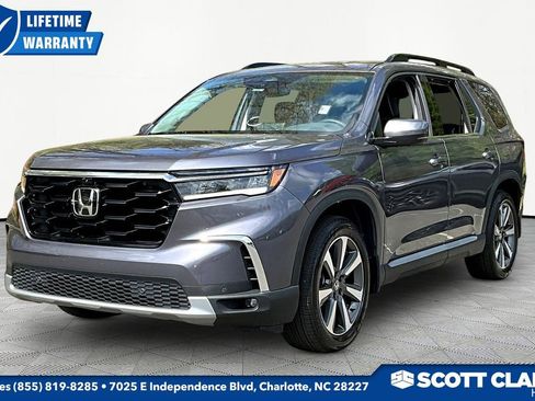 Used 2024 Honda Pilot Elite image 3