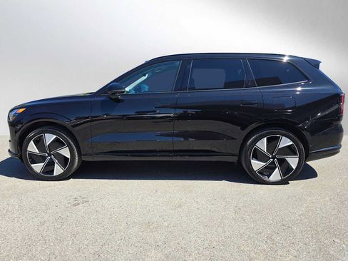 Used 2025 Volvo EX90 Plus w/ Protection Package Premier AWD/4WD image 7