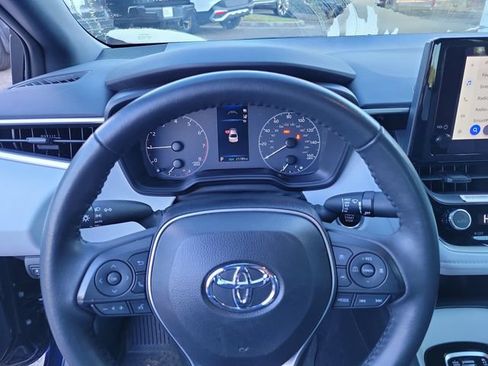 Used 2024 Toyota Corolla SE FWD image 18