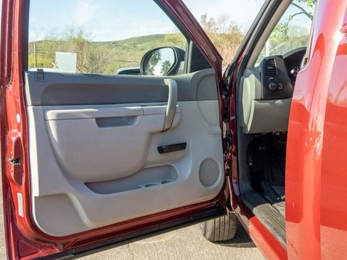 Used 2013 Chevrolet Silverado 1500 W/T w/ LS Package RWD image 12