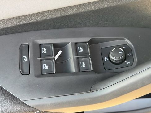 New 2025 Volkswagen Jetta SE image 21