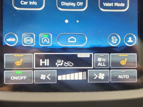 Used 2025 Subaru Forester Premium image 18