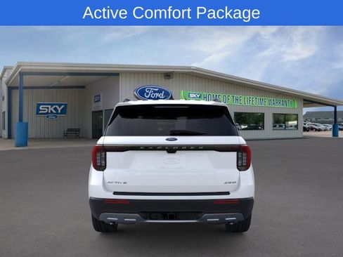 New 2026 Ford Explorer Active w/ Active Comfort Package image 5