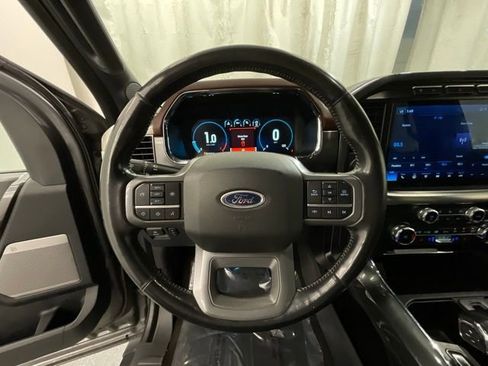 Used 2022 Ford F150 Lariat AWD/4WD image 11