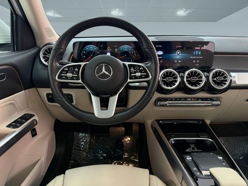 Used 2023 Mercedes-Benz GLB 250 image 26