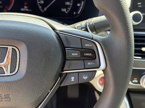 Used 2019 Honda Accord LX image 26